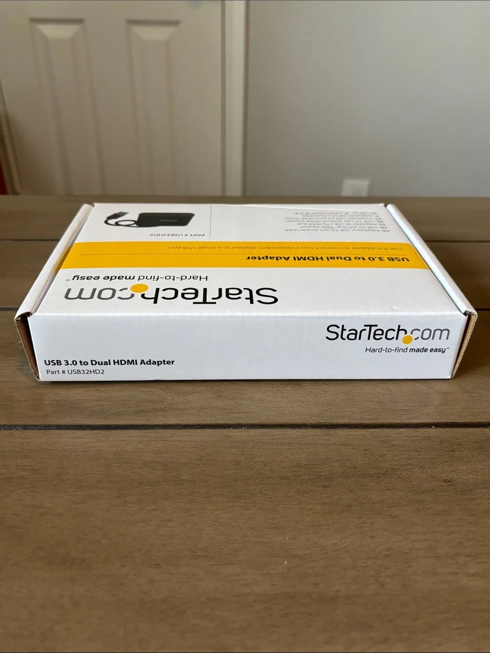 235. USB 3.0 to Dual HDMI Adapter - White and Yellow
